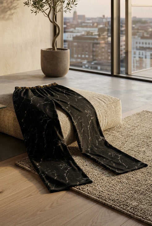 V.I.M wide-leg pants with black skull and marble print